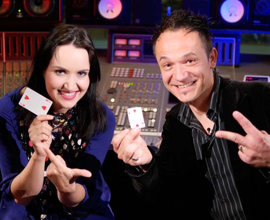 sam, sebastian, �arodej, �arovnik, iluzionist, moderator, mentalist, standup, komik, organizacija, dogodka, poroka, praznovanje, event, magic, zabava, smeh, podjetje, sejem, corporate, show, konferenca, abraham, piknik, zaklju�ena, dru�ba, rojstni, dan