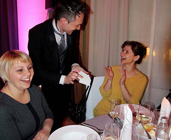 sam, sebastian, �arodej, �arovnik, iluzionist, moderator, mentalist, standup, komik, organizacija, dogodka, poroka, praznovanje, event, magic, zabava, smeh, podjetje, sejem, corporate, show, konferenca, abraham, piknik, zaklju�ena, dru�ba, rojstni, dan