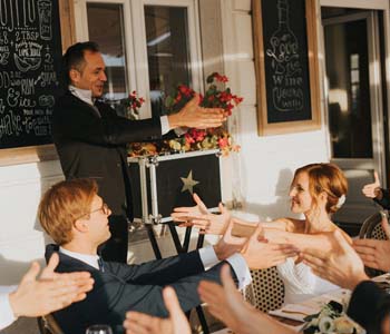 sam, sebastian, �arodej, �arovnik, iluzionist, moderator, mentalist, standup, komik, organizacija, dogodka, poroka, praznovanje, event, magic, zabava, smeh, podjetje, sejem, corporate, show, konferenca, abraham, piknik, zaklju�ena, dru�ba, rojstni, dan